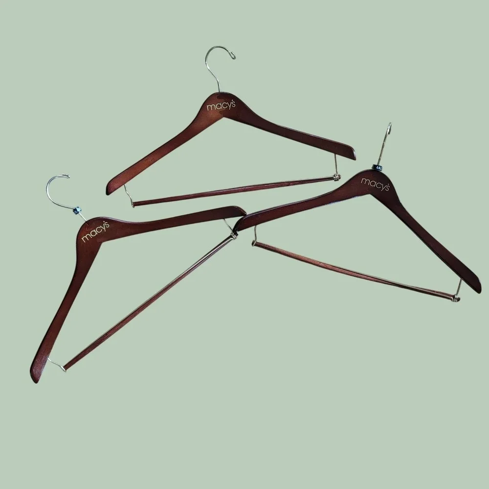 Vintage Set Of 3 Macys Wooden Suit Hangers With Gold Metal Hooks & Trouser Bar